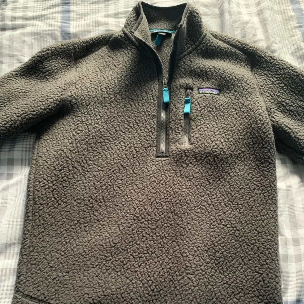 Patagonia men’s wool fleece